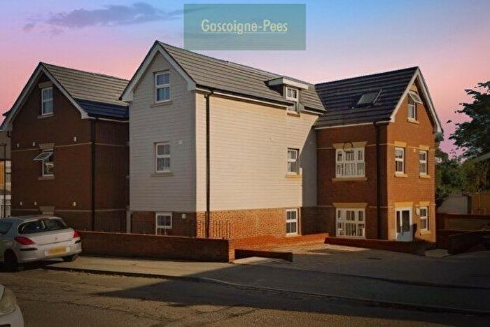 Studio To Rent In Charndon Close, Reading, RG2