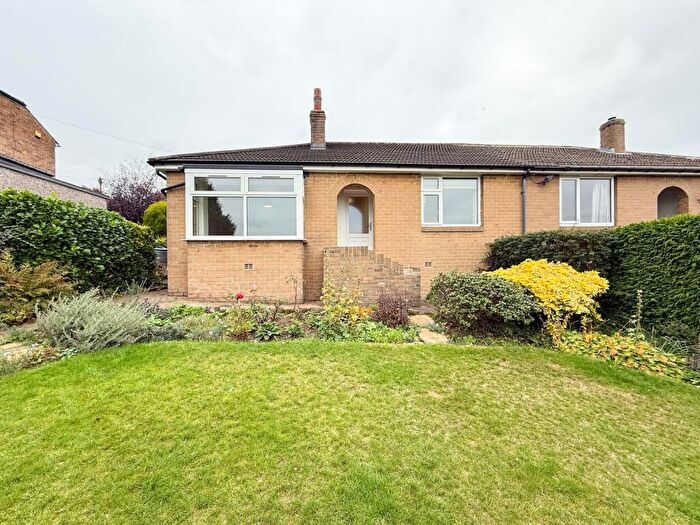 2 Bedroom Semi-Detached Bungalow For Sale In Garforth Street, Netherton, Huddersfield, HD4