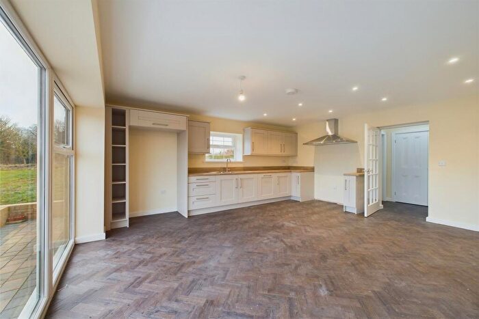 3 Bedroom Cottage To Rent In Mitford, Morpeth, NE61