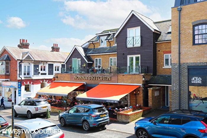1 Bedroom Ground Maisonette To Rent In Brewery Road, Hoddesdon, EN11