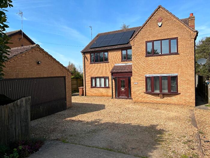 5 Bedroom Detached House For Sale In Bunkers Hill, Wisbech St. Mary, Wisbech, PE13