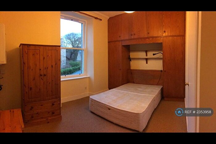 1 Bedroom Flat To Rent In Falcon Buildings, Aberdeen, AB24