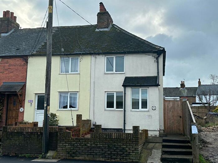 2 Bedroom End Of Terrace House To Rent In Broadway, Didcot, OX11