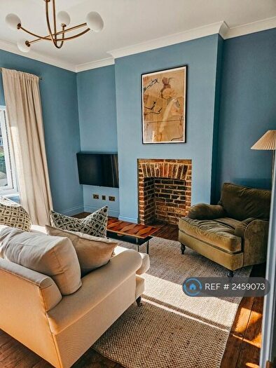 2 Bedroom Maisonette To Rent In Warren Road, London, E4