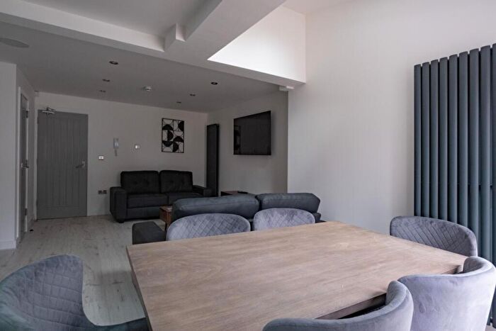 2 Bedroom House To Rent In Milman Road, Lincoln, LN2