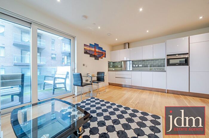 1 Bedroom Flat To Rent In East Parkside, Greenwich, London, SE10