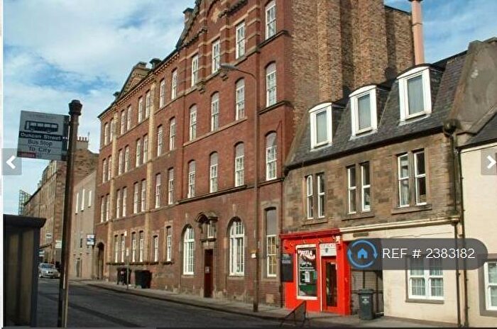 3 Bedroom Flat To Rent In Causewayside, Edinburgh, EH9