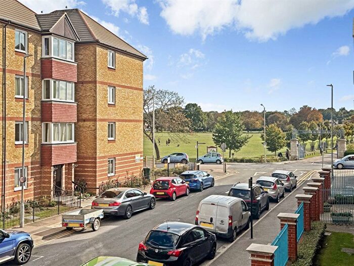 2 Bedroom Flat For Sale In Richmond Street, Herne Bay, CT6