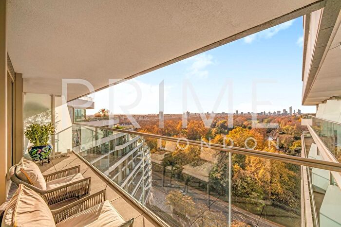 2 Bedroom Flat For Sale In Cascade Court, Vista Chelsea Bridge Wharf, London, SW11