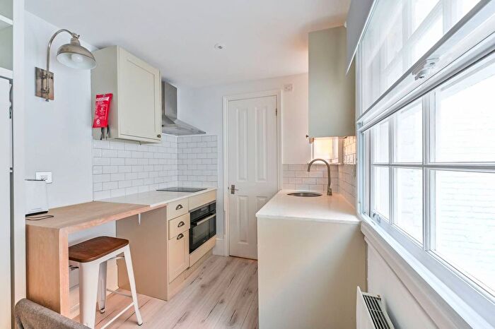 Studio To Rent In Gloucester Place, Marylebone, London, NW1