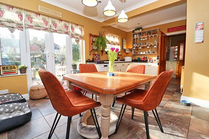 4 Bedroom Detached House For Sale In Hamilton Road, Lincoln, LN5