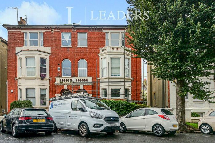 1 Bedroom Flat To Rent In Clarendon Villas, Hove, BN3
