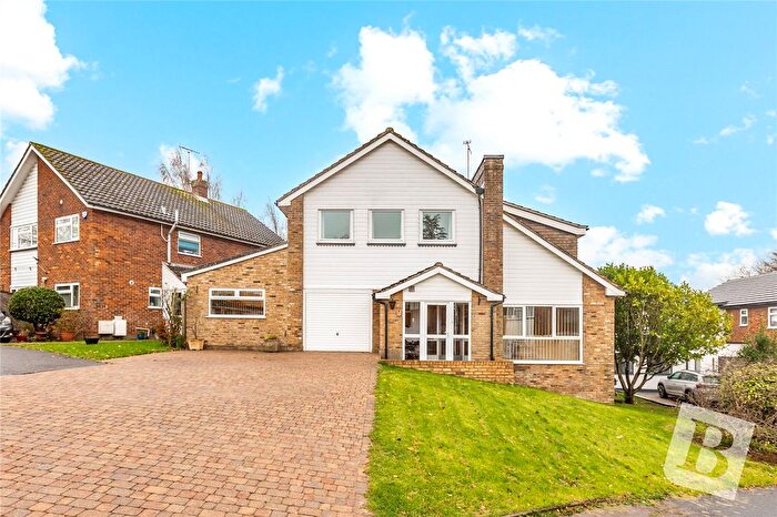 4 Bedroom Detached House For Sale In Applegate, Brentwood, Essex, CM14