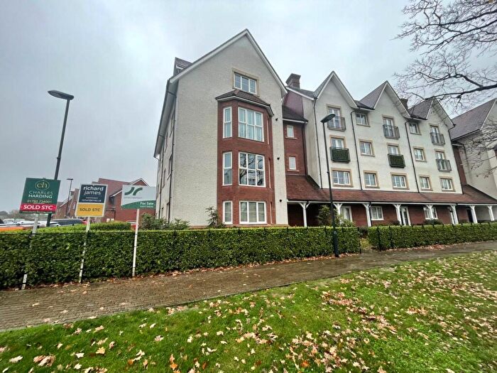 1 Bedroom Apartment To Rent In Maizey Road, Swindon, SN25