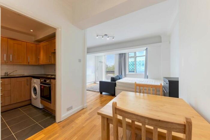 Studio To Rent In Euston Road, Fitzrovia, NW1