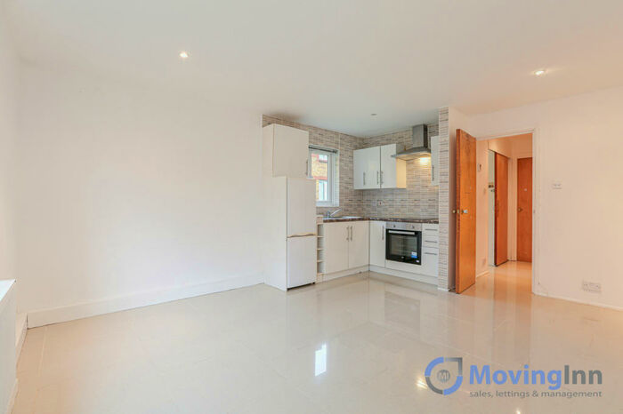 1 Bedroom Flat To Rent In Coe Avenue, South Norwood, SE25