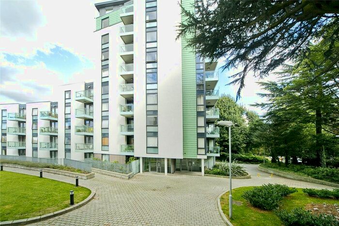 2 Bedroom Flat To Rent In Hornsey Lane, Highgate, London, N6