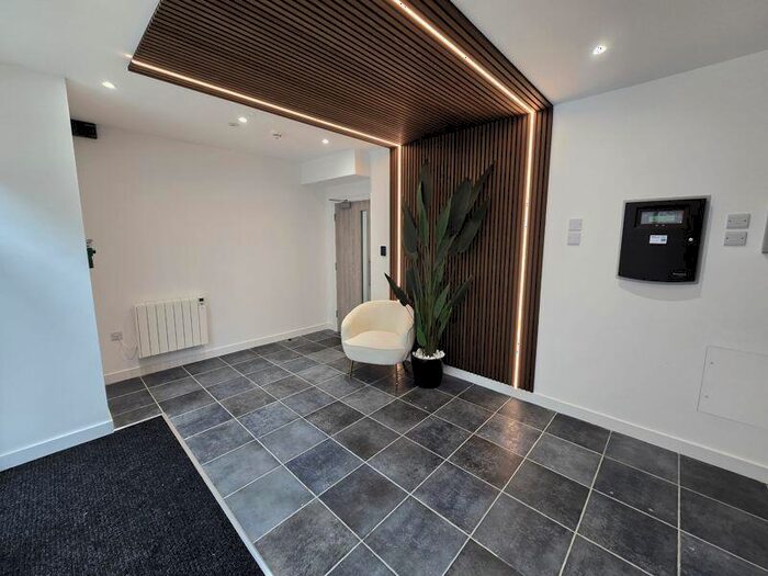 Studio To Rent In Cross Street Court, Peterborough - Star Accommodation!, PE1