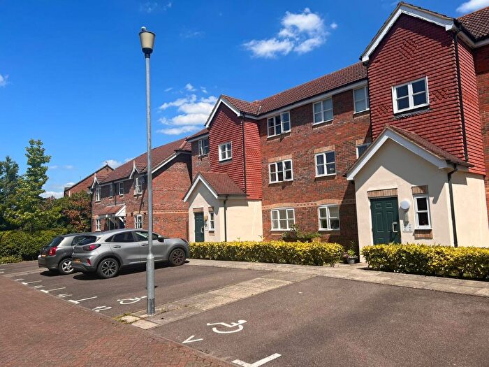 1 Bedroom Apartment To Rent In Whitehead Way, Aylesbury, HP21