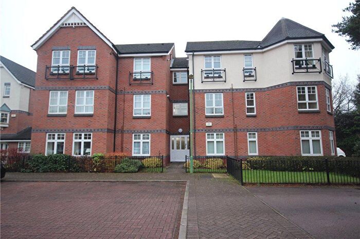2 Bedroom Apartment To Rent In Thorpe Court, Solihull, B91