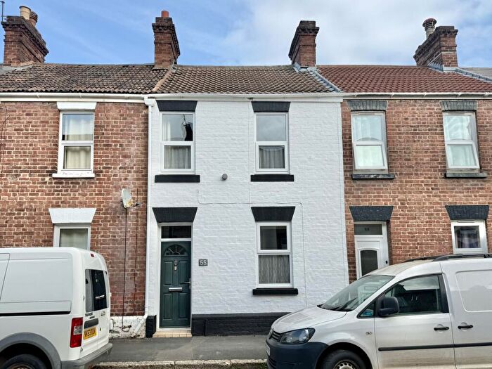 2 Bedroom Terraced House For Sale In Oxford Street, St Thomas, EX2