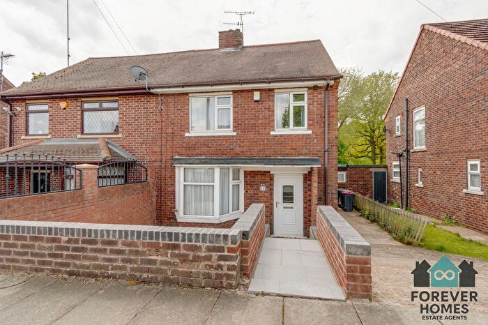 3 Bedroom Semi Detached House For Sale In Brookside, Swinton, S64