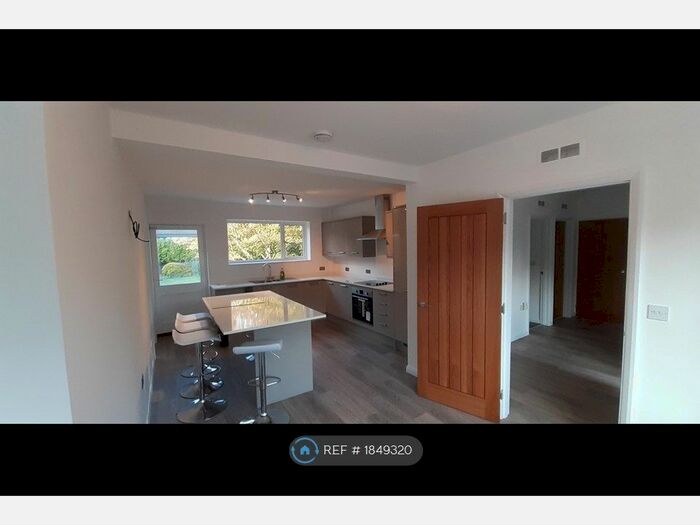 3 Bedroom Detached House To Rent In Station Road, Milton Keynes, MK17