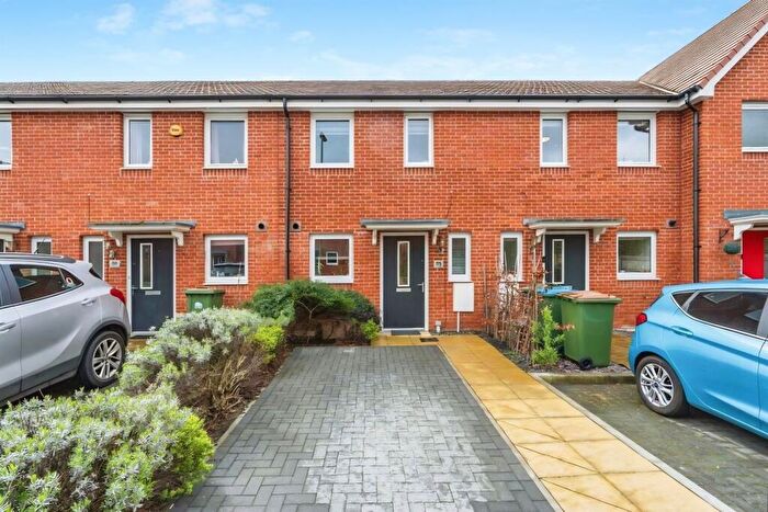2 Bedroom House To Rent In Colby Street, SO16
