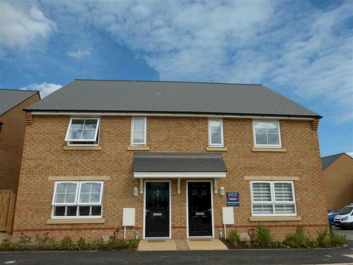 4 Bedroom House To Rent In Great Mead, Yeovil, BA21