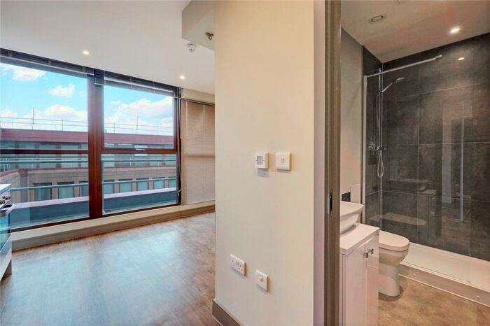 Apartment To Rent In Brenchley House, - Week Street, Maidstone, Kent, ME14