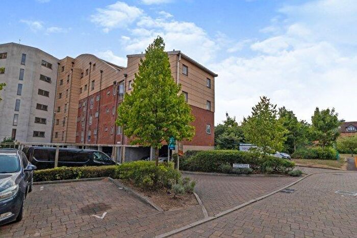 1 Bedroom Flat To Rent In Staverton Grove, Milton Keynes, MK10