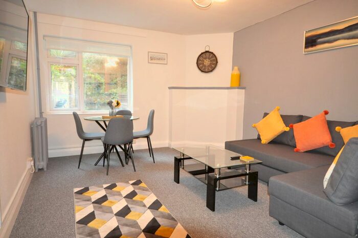 1 Bedroom Flat To Rent In Bourne Avenue, Bournemouth, BH2