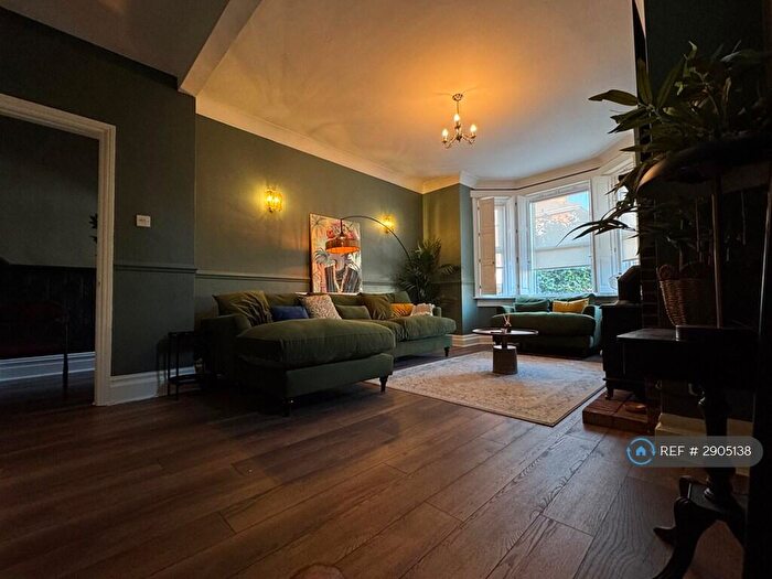 5 Bedroom Semi Detached House To Rent In West Road, Southampton, SO19
