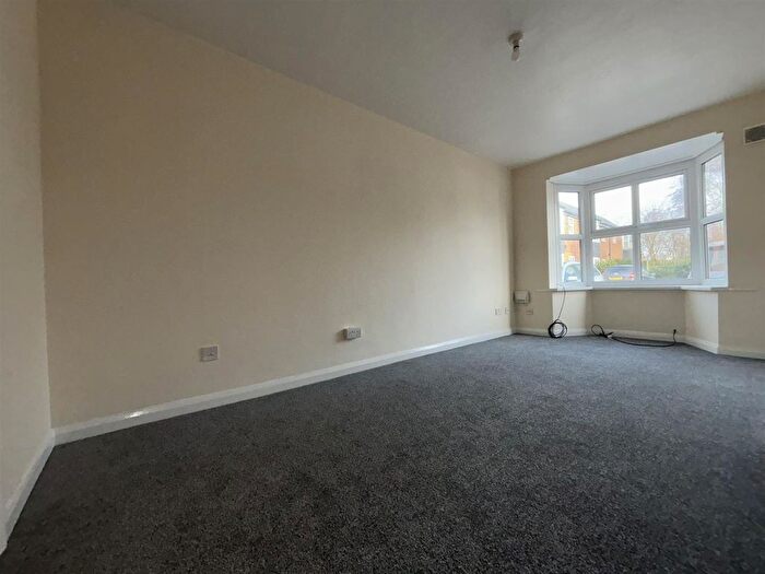 1 Bedroom Flat To Rent In Beech Close, Hull, HU3