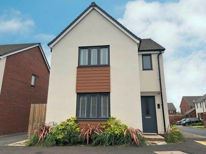 3 Bedroom Detached House To Rent In Channings Drive, EX1