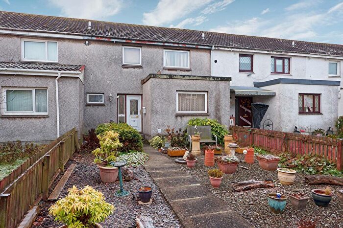 3 Bedroom Terraced House For Sale In Mossbank, Livingston, EH54