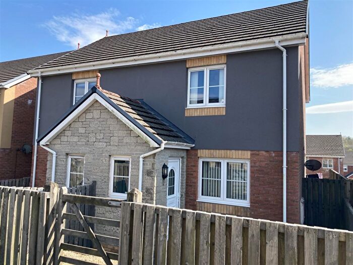 2 Bedroom Semi-Detached House For Sale In Penybanc Road, Ammanford, SA18