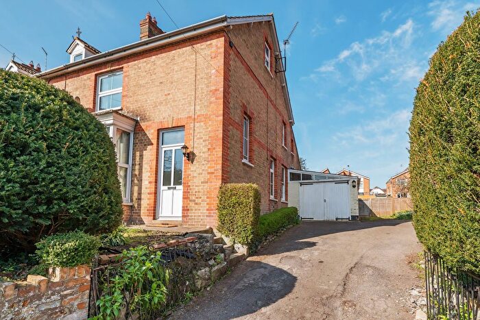 3 Bedroom Property For Sale In Fairview Terrace, Trull, Taunton, TA3