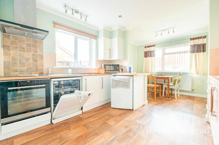 1 Bedroom Semi-Detached Bungalow To Rent In Raymond Close, Norwich, NR6