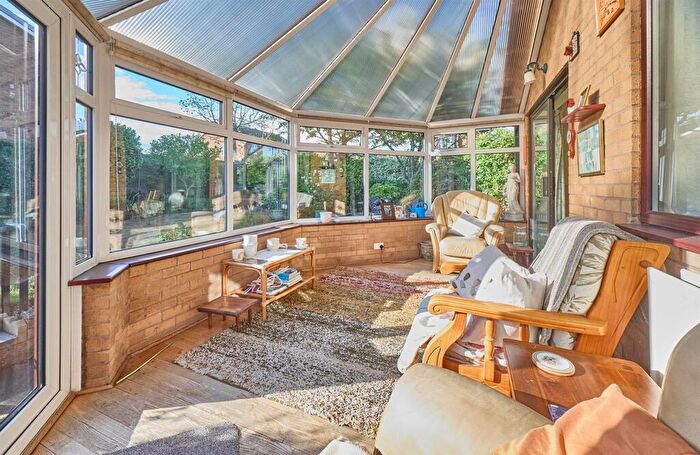 2 Bedroom Detached Bungalow To Rent In Coldstream Close, Hinckley, LE10