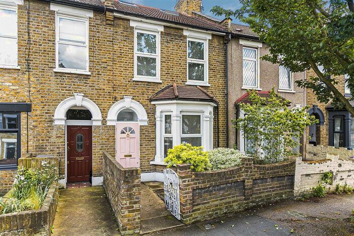 4 Bedroom Terraced House To Rent In Farmer Road, Leyton, London, E10