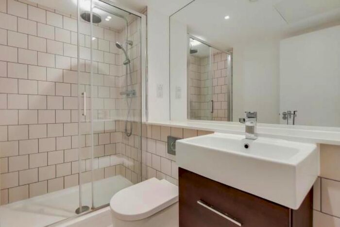 Studio To Rent In Flat Osborn House, London, SE3