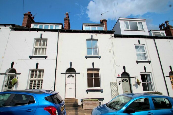 3 Bedroom Detached House To Rent In Victoria Street, Leeds, West Yorkshire, Uk, LS7