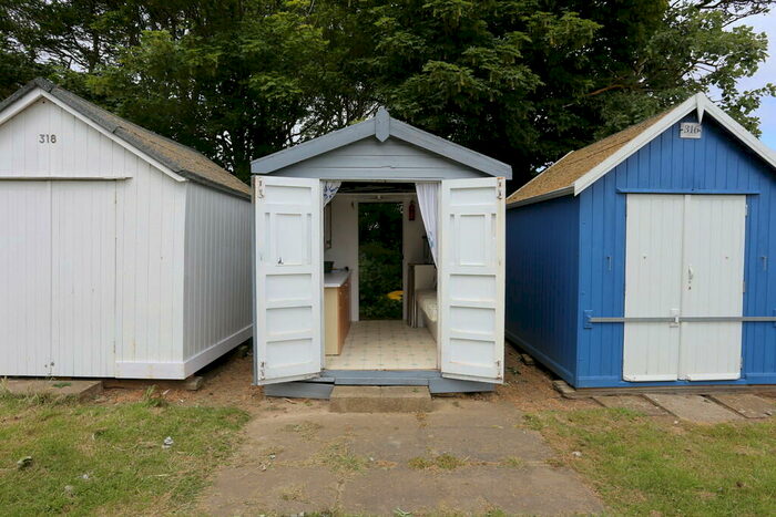 Chalet For Sale In Brackenbury Fort, Golf Road, Felixstowe, IP11