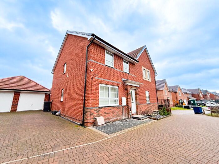 3 Bedroom Semi Detached House For Sale In Wollaston Way, Hebburn, South Tyneside, Tyne & Wear, NE31