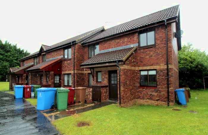 2 Bedroom Flat To Rent In Jarvie Place, Falkirk, FK2