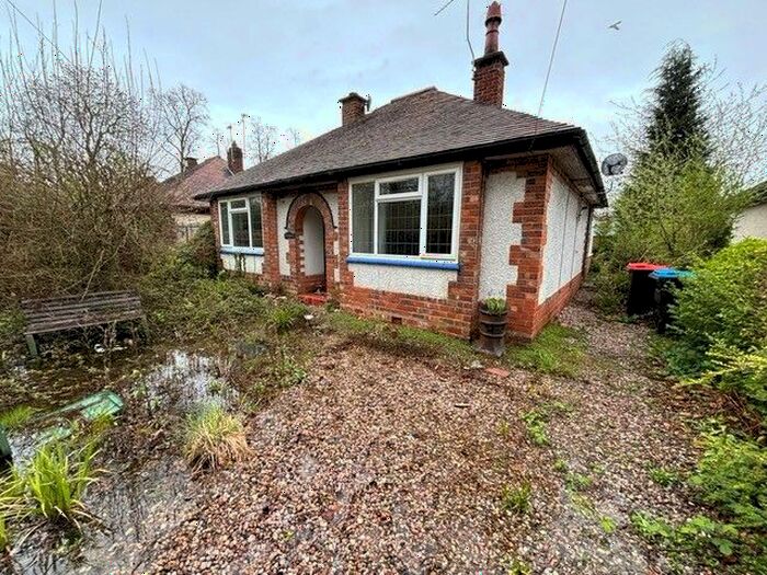 2 Bedroom Detached House For Sale In Flag Lane North, Chester, CH2