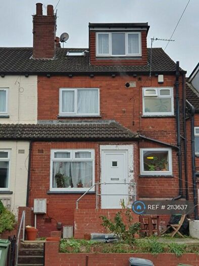 2 Bedroom Terraced House To Rent In Woodside View, Leeds, LS4