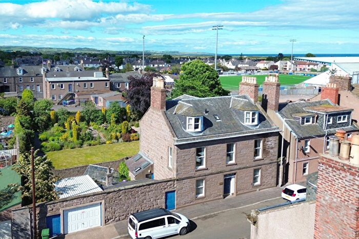 5 Bedroom Detached House For Sale In Union Street, Montrose, DD10