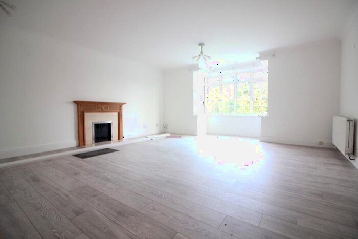 2 Bedroom Property To Rent In Wildoaks Close, Northwood, HA6